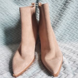 Marc Fisher Oshay Ankle Boots